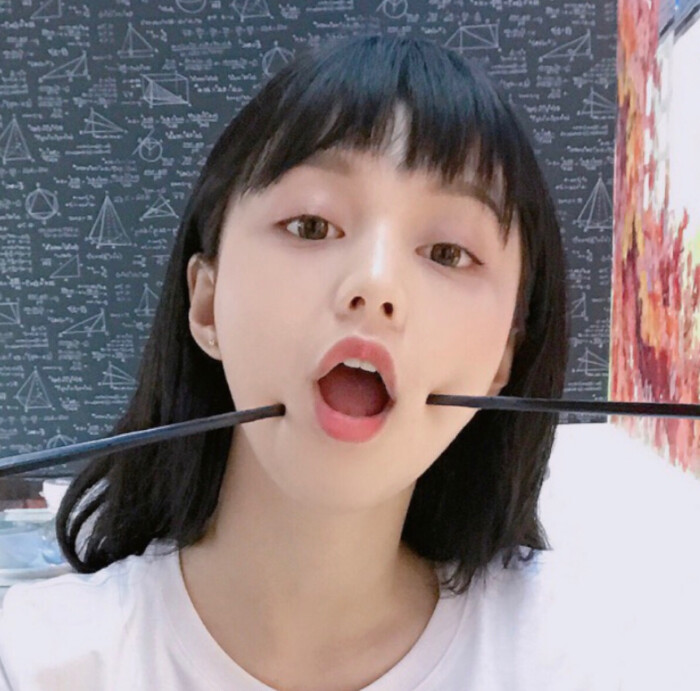 绯村剑心（原名：绯村心太；身份：飞天御剑流十四代传人、“刽子手拔刀斋”） - 经典老电影高清在线观看 - APP直播